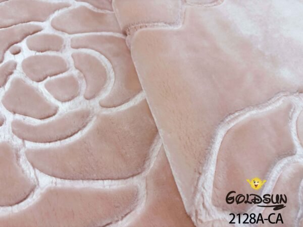 FRAZADA DE TERCIOPELO MODELO COREANO 1 PAÑO 6 KG COLOR ENTERO (CAJA X 9 UNDS)