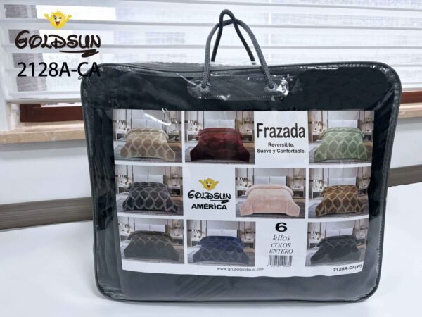 FRAZADA DE TERCIOPELO MODELO COREANO 1 PAÑO 6 KG COLOR ENTERO (CAJA X 9 UNDS)